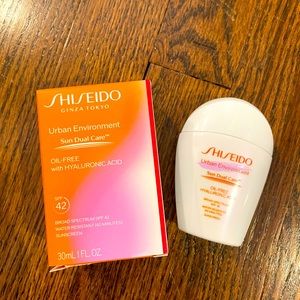 BNIB Shiseido Urban Environment Oil-Free Sunscreen SPF 42, 1 oz.